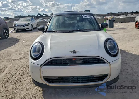 2025 Mini Cooper Base из США, поврежденный, VIN WMW13GD08S2X10430